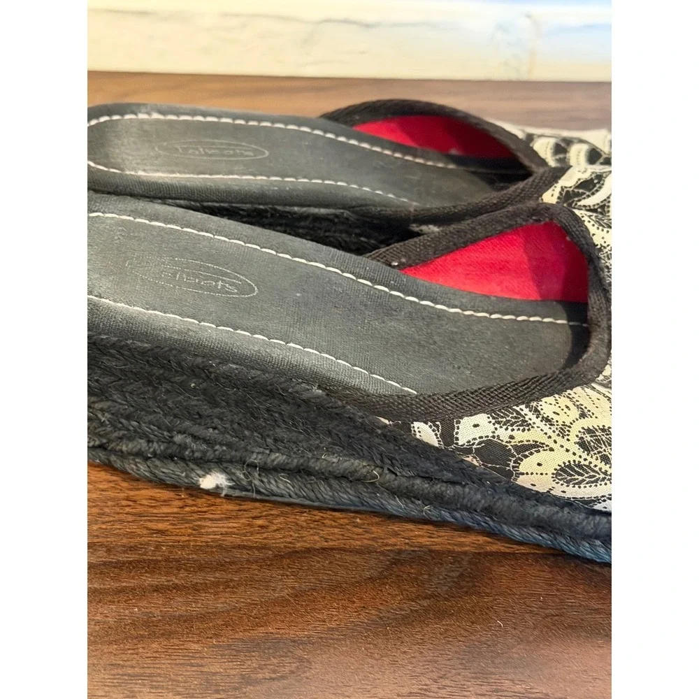 Talbots Womens Black White Floral Lace Espadrille Wedge Slides Sandals Size 6.5